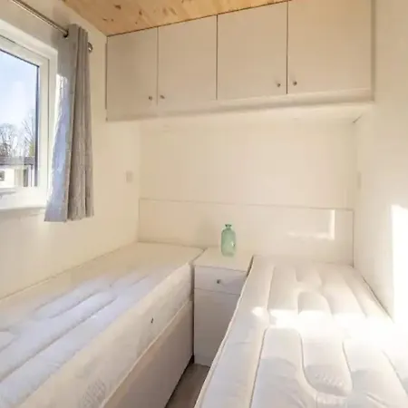 Chalet Cozy Tiny House, Fireplace, Maastricht At 30km *